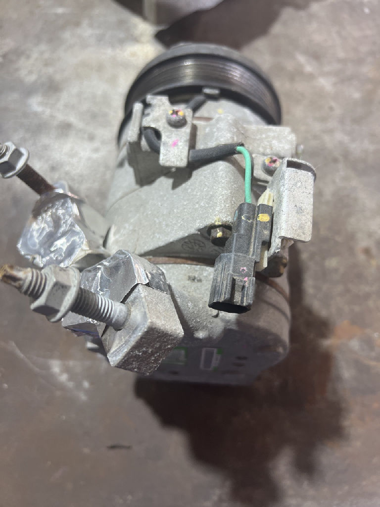 Air Conditioning Compressor photo 3