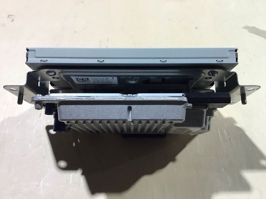 SYNC 3 STEREO HEAD UNIT DISPLAY UNIT photo 4