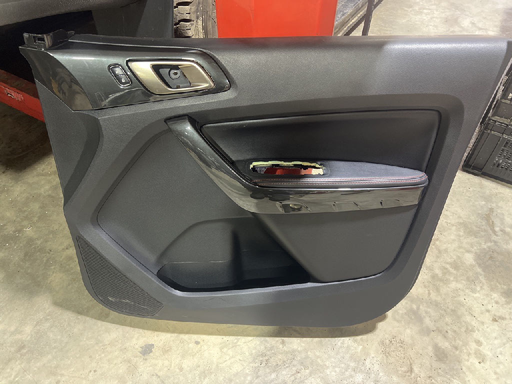 Door Trim Set Fx4