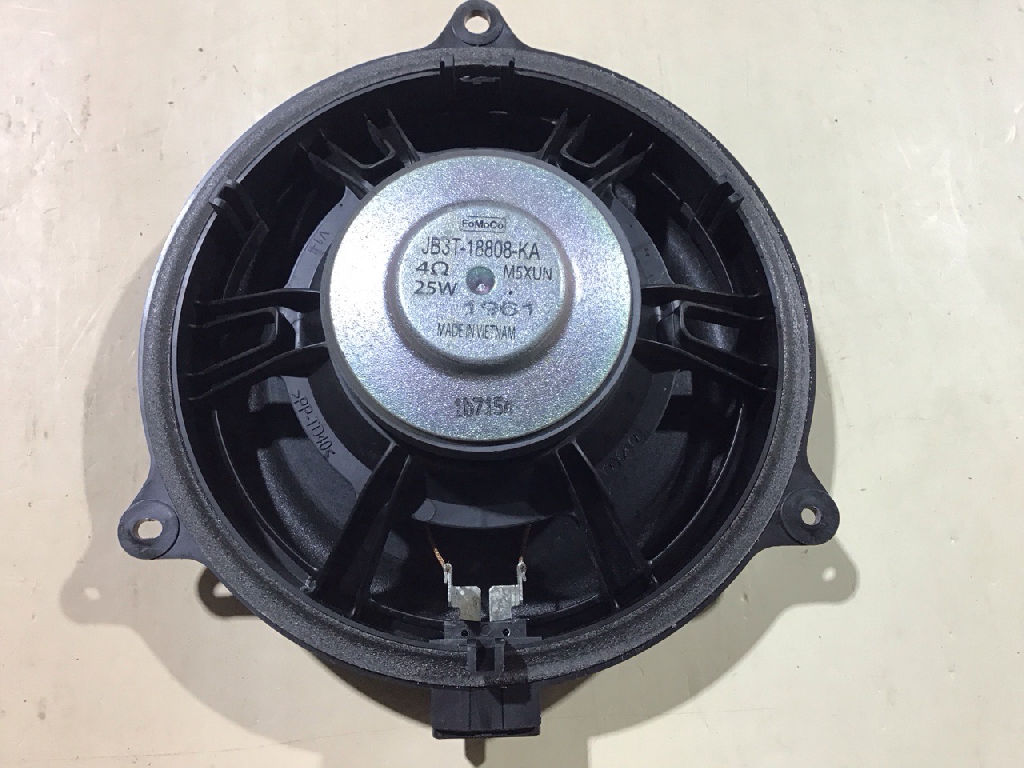 SPEAKER FRONT DOOR RIGHT / LEFT