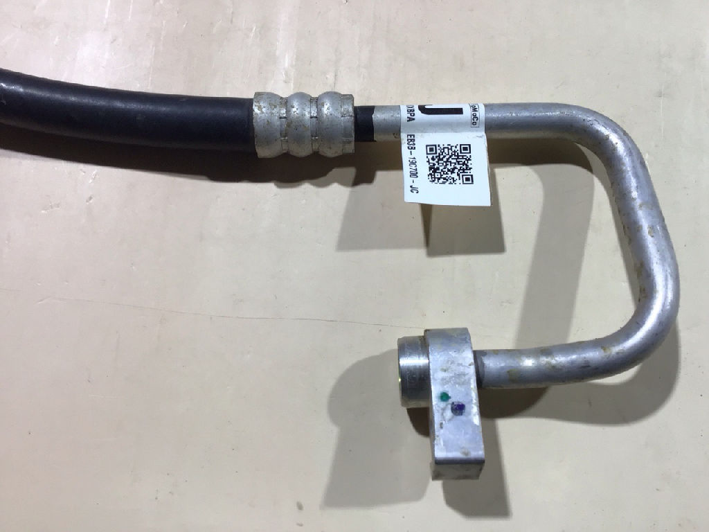 AIR CONDITIONING PIPE / LINE photo 2