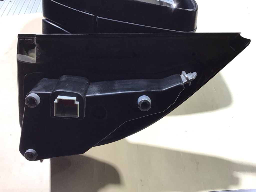 XLS DOOR MIRROR LHS photo 3