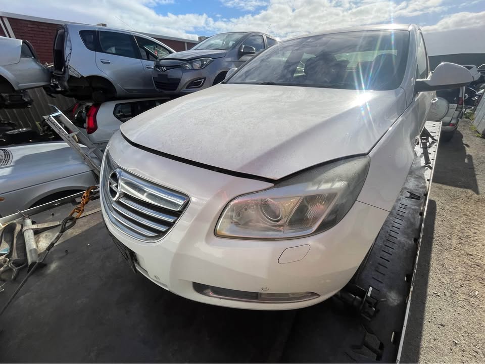 TURBO 2013 OPEL INSIGNIA