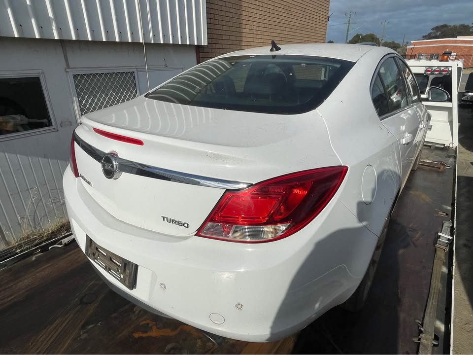 TURBO 2013 OPEL INSIGNIA photo 4
