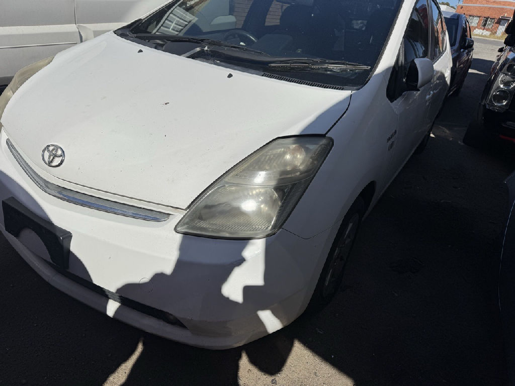 2009 Toyota Prius photo 2