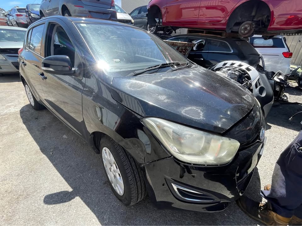 2013 HYUNDAI i20