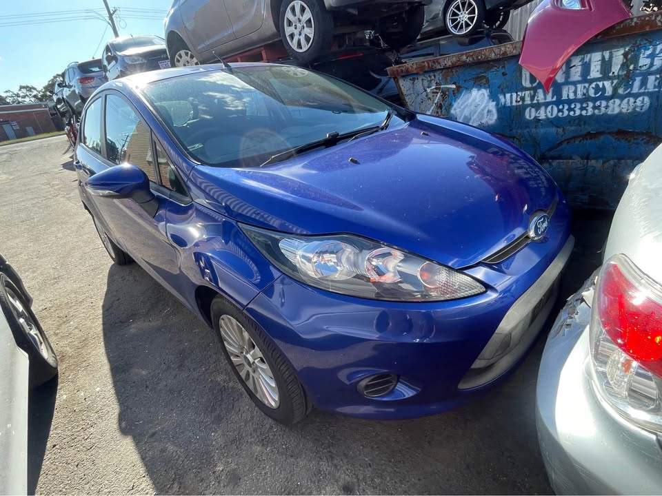 2012 FORD FIESTA