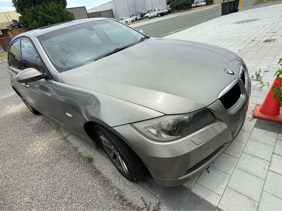 2008 WRECKING BMW E90