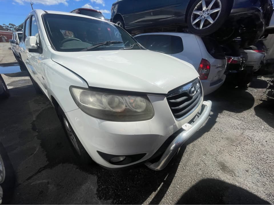 2011 HYUNDAI Santa FE