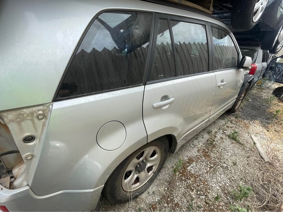 2008 WRECKING SUZUKI GRAND VITARA photo 2