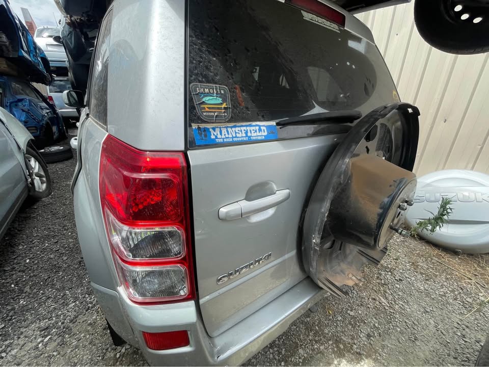 2008 WRECKING SUZUKI GRAND VITARA photo 4