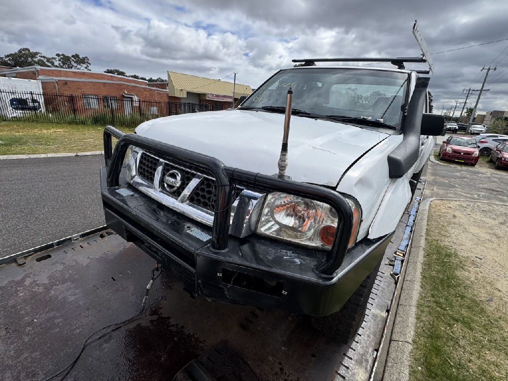 2005 Nissan Navara D22