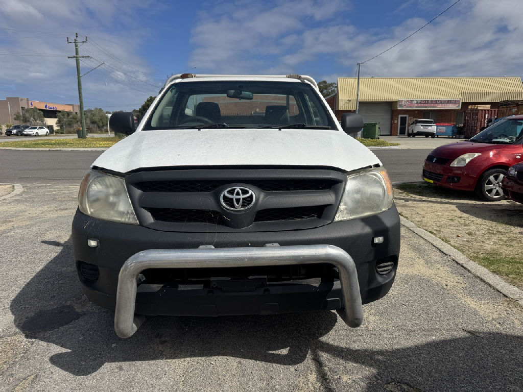 2006 Toyota Hilux photo 2