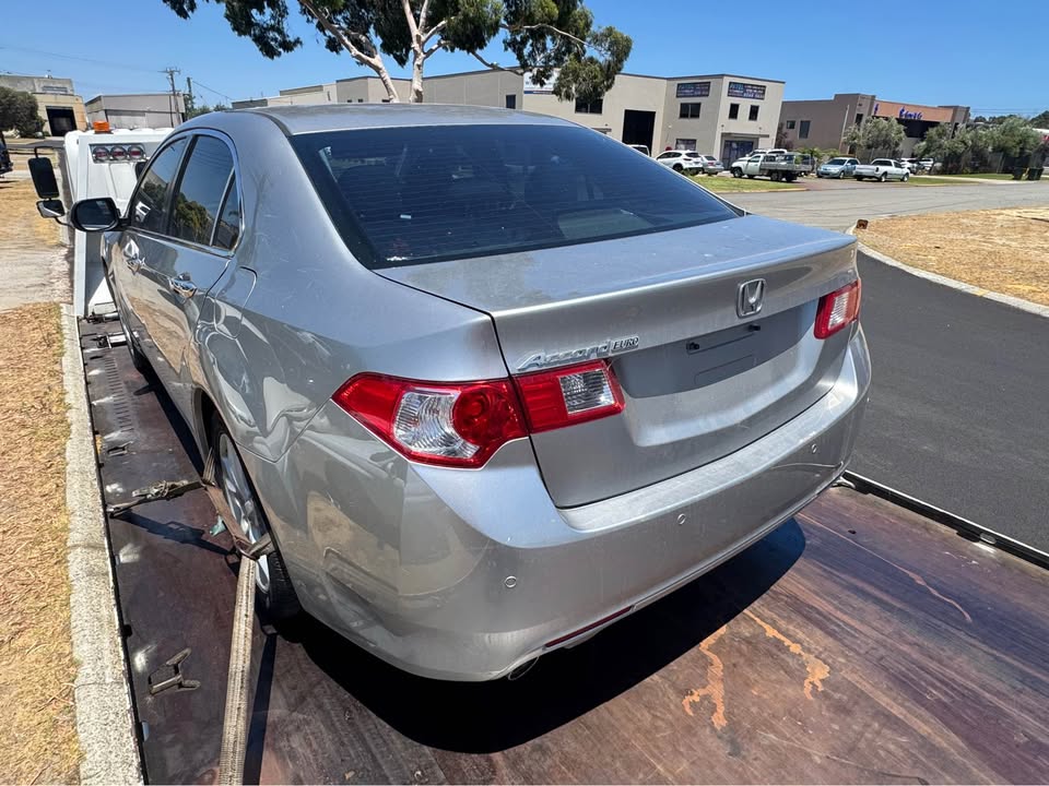 2009 WRECKING HONDA ACCORD EURO photo 4