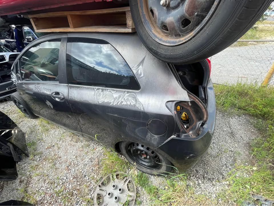 2009 WRECKING TOYOTA YARIS photo 4