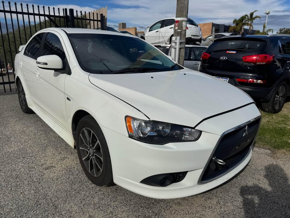 CJ/CF 2015 MITSUBISHI LANCER photo 3