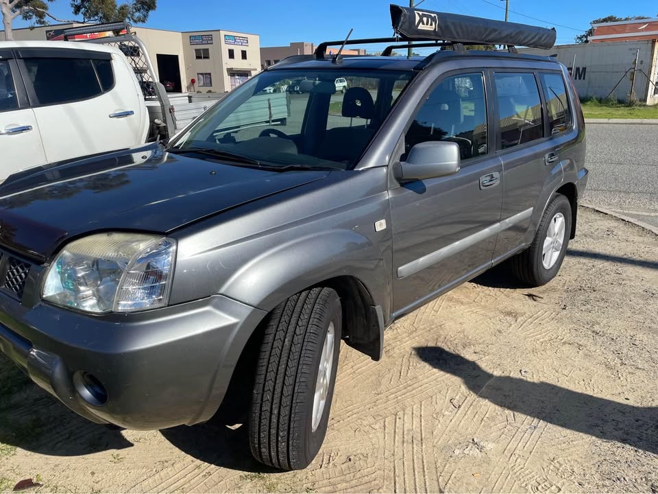 2006 WRECKING NISSAN X-TRAIL T30