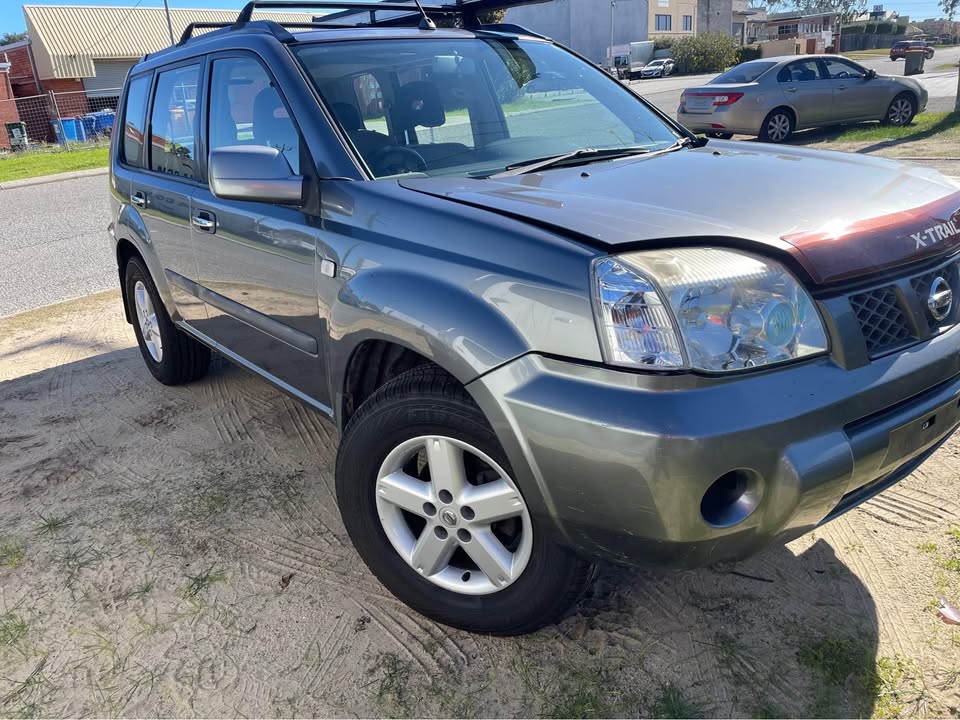 2006 WRECKING NISSAN X-TRAIL T30 photo 3