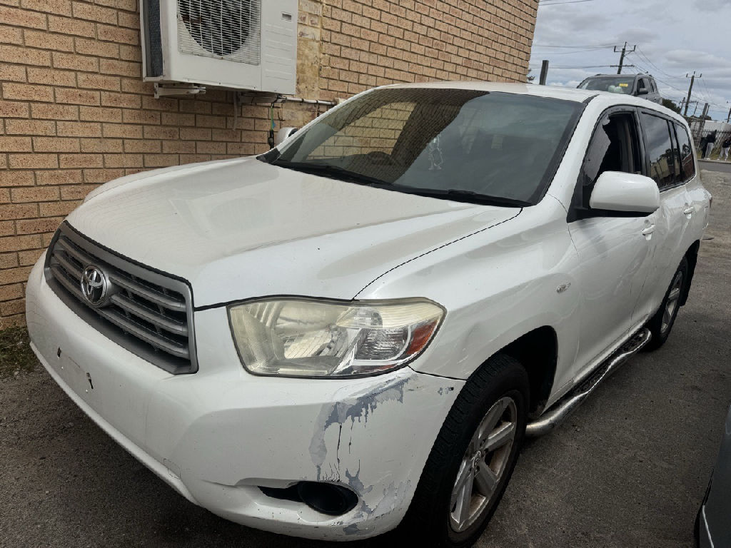 2007 Toyota Kluger photo 3