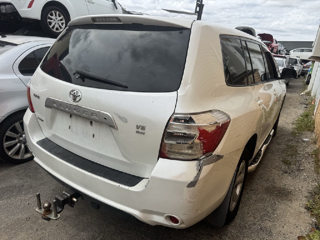 2007 Toyota Kluger photo 4