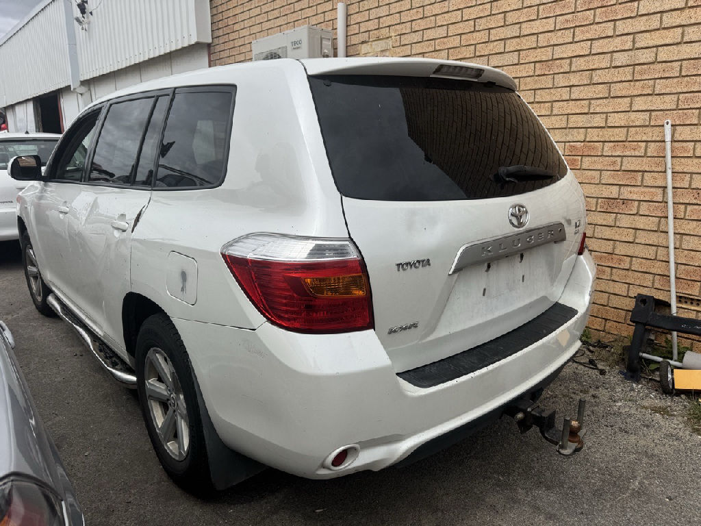 2007 Toyota Kluger photo 6