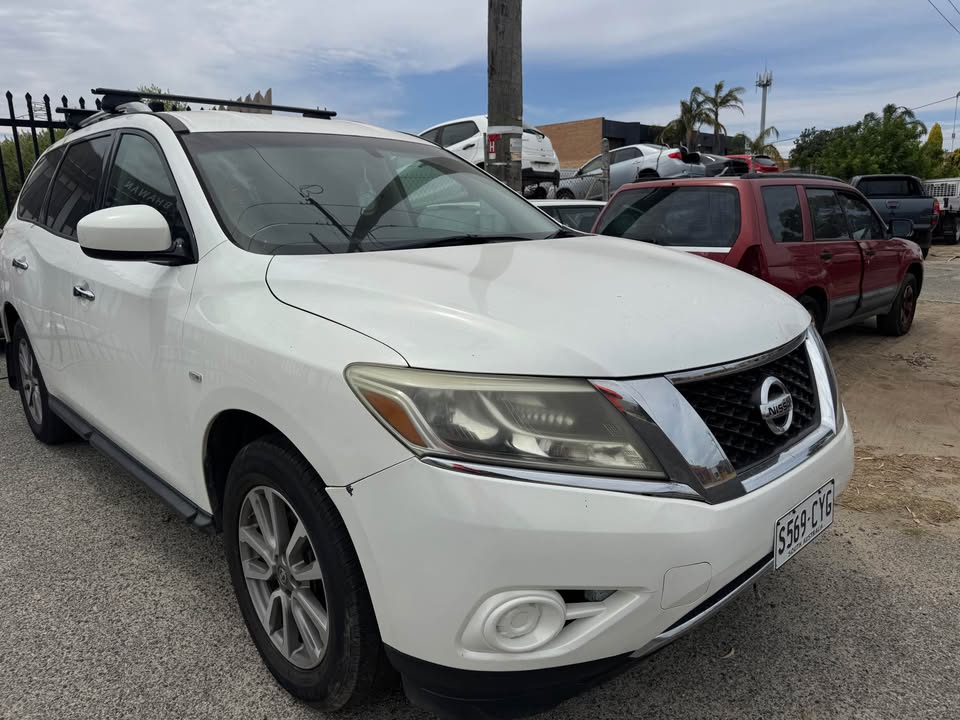 2015 NISSAN PATHFINDER