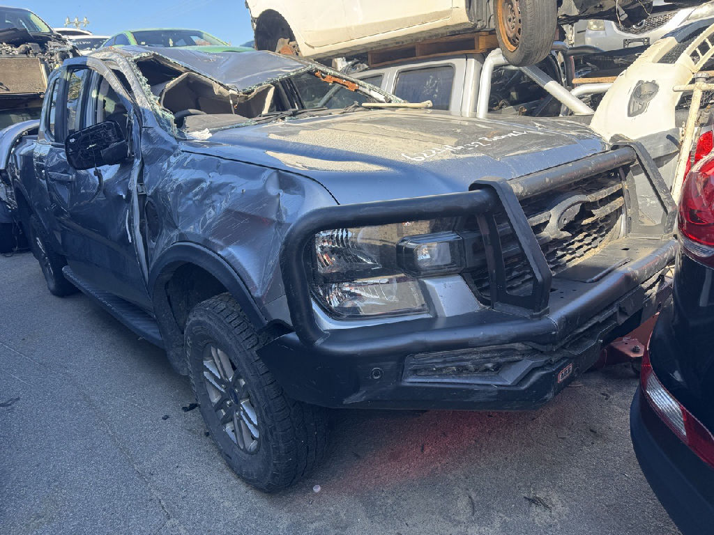 PY-Next Gen 2022 Ford Ranger photo 2
