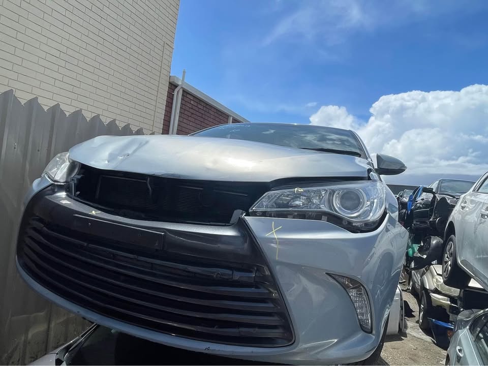 50 S2 2017 WRECKING CAMRY
