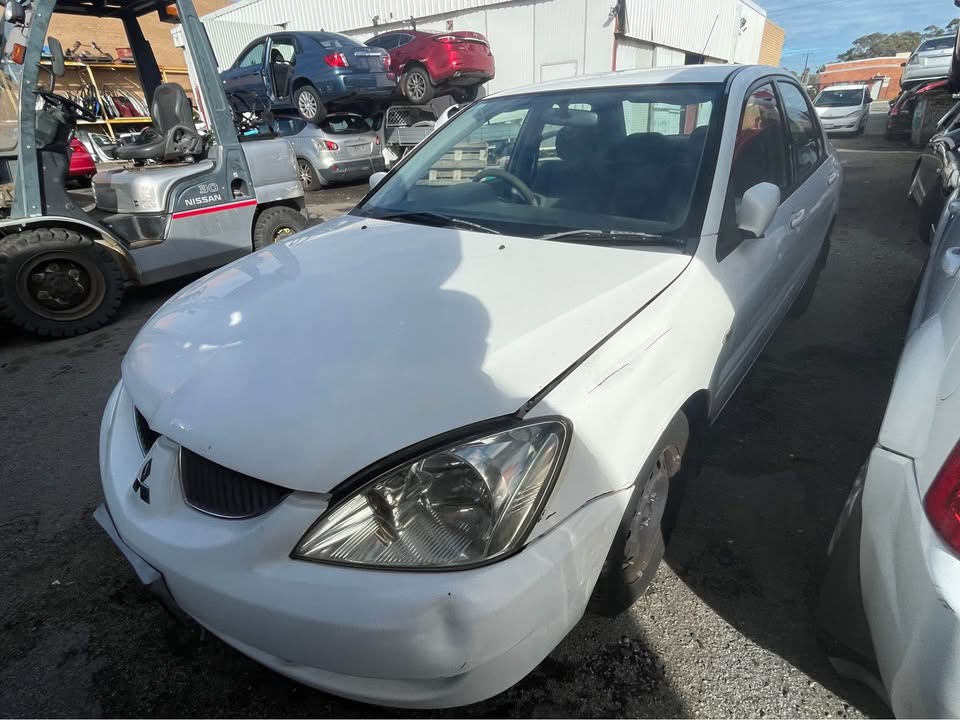 2004 Wrecking Mitsubishi LANCER