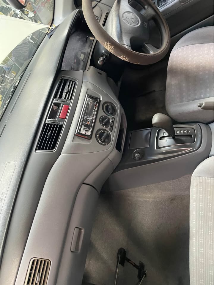2004 Wrecking Mitsubishi LANCER photo 3