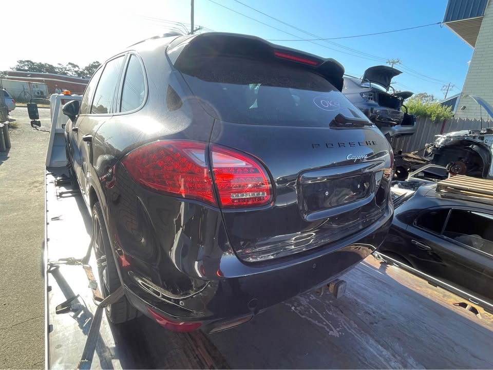 2012 PORSCHE Cayenne photo 5