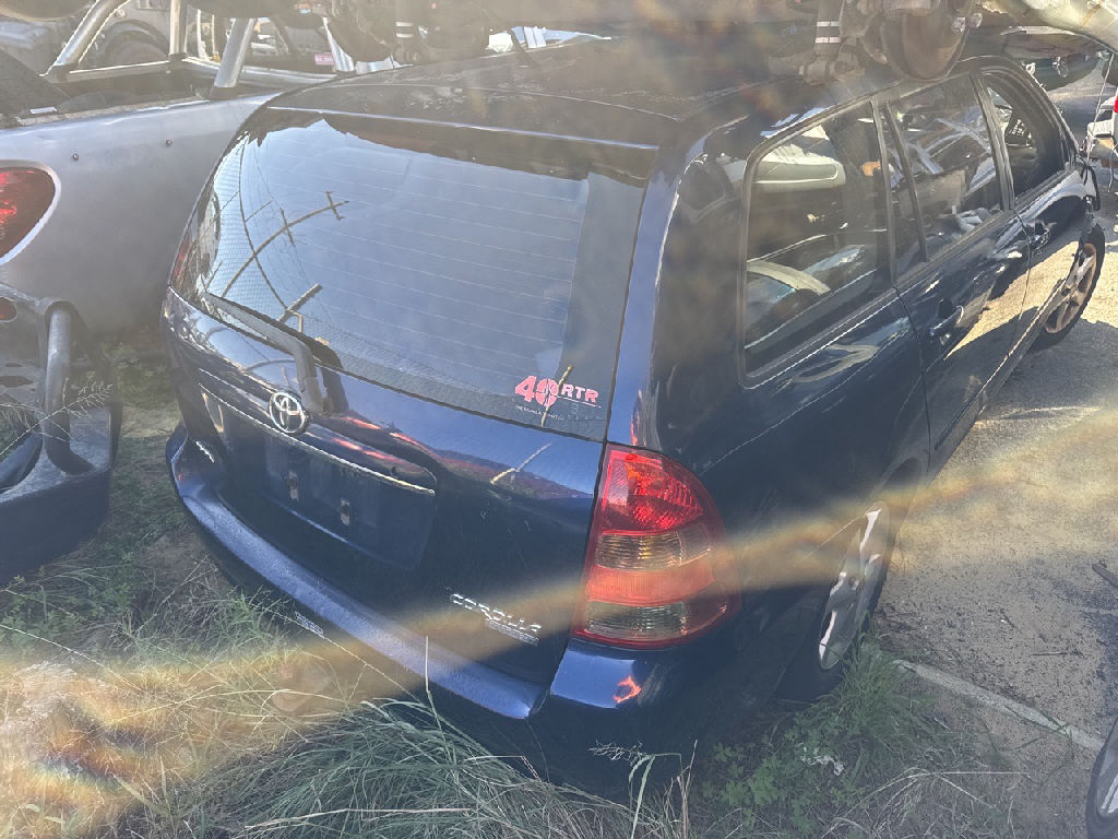 2006 Toyota Corolla Wagon photo 3