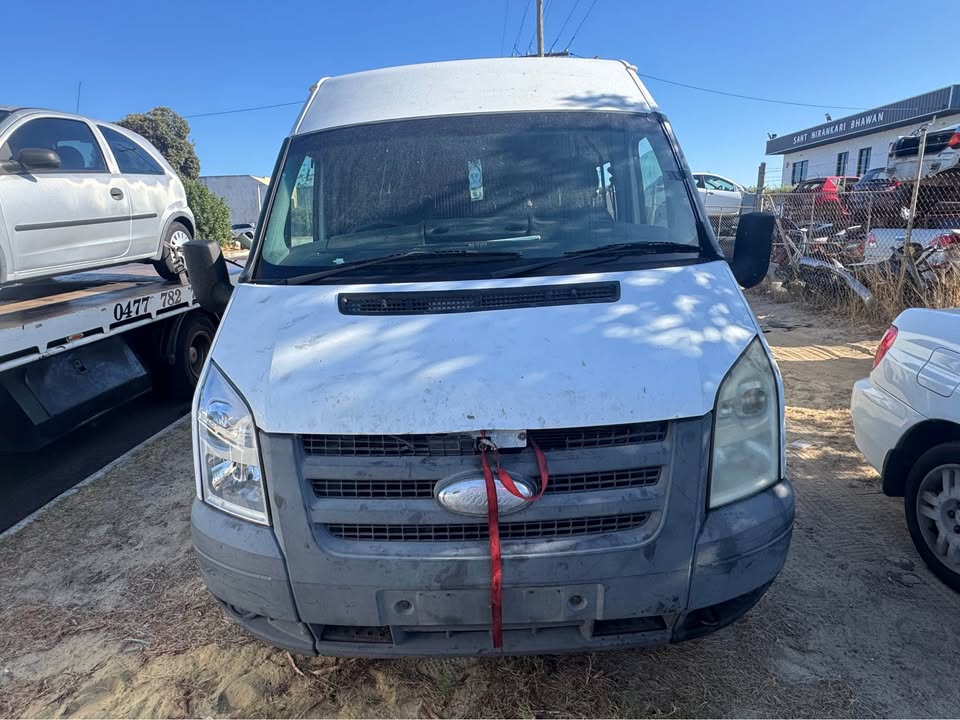 2010 FORD TRANSIT photo 2
