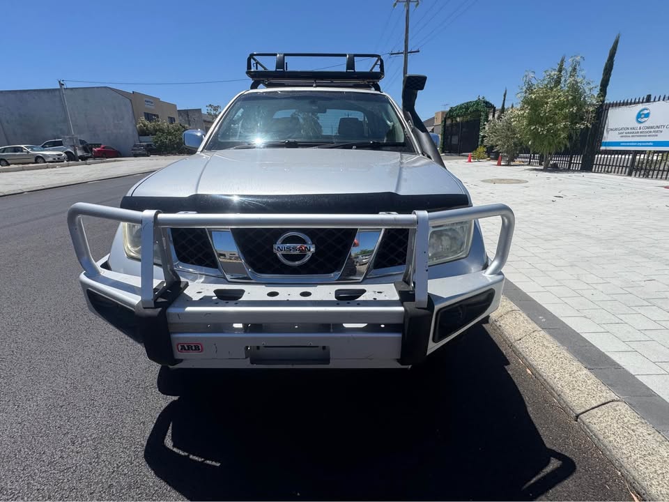 2007 WRECKING NISSAN NAVARA D40 photo 2