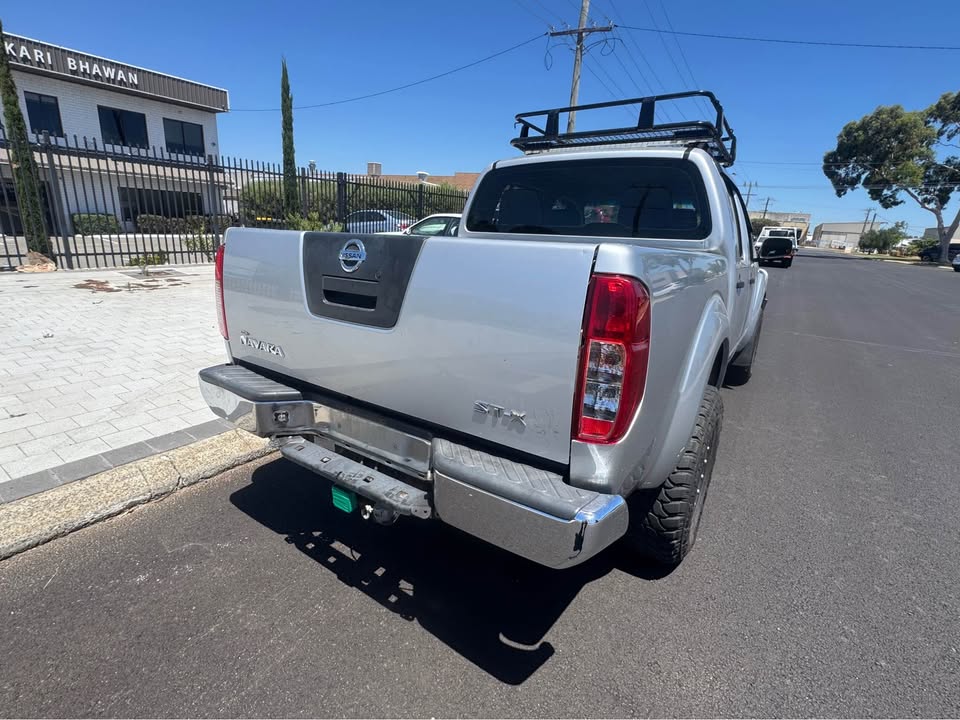 2007 WRECKING NISSAN NAVARA D40 photo 6