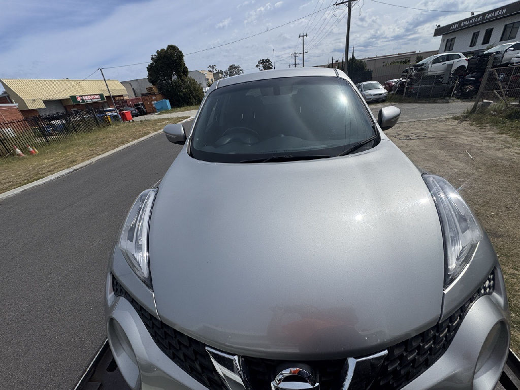 2015 Nissan Juke photo 2