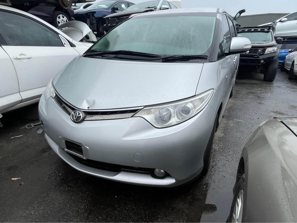 2008 WRECKING TOYOTA TARAGO