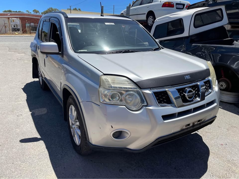 2011 NISSAN X-Trail