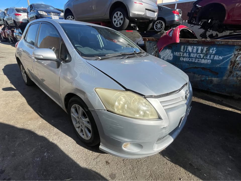 2011 TOYOTA Corolla