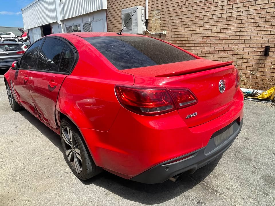 VF 2014 HOLDEN COMMODORE photo 5