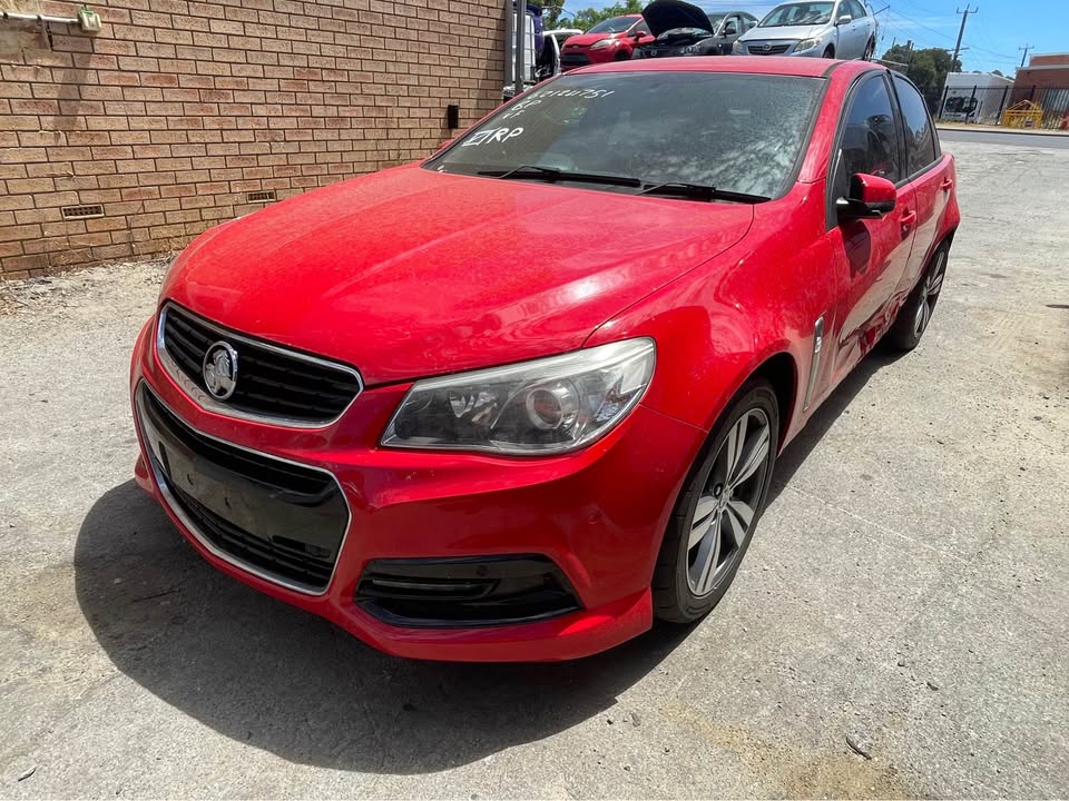 VF 2014 HOLDEN COMMODORE photo 6