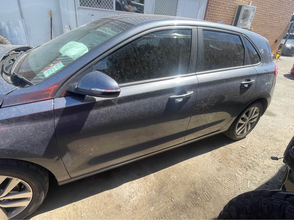 2019 HYUNDAI i30 photo 4