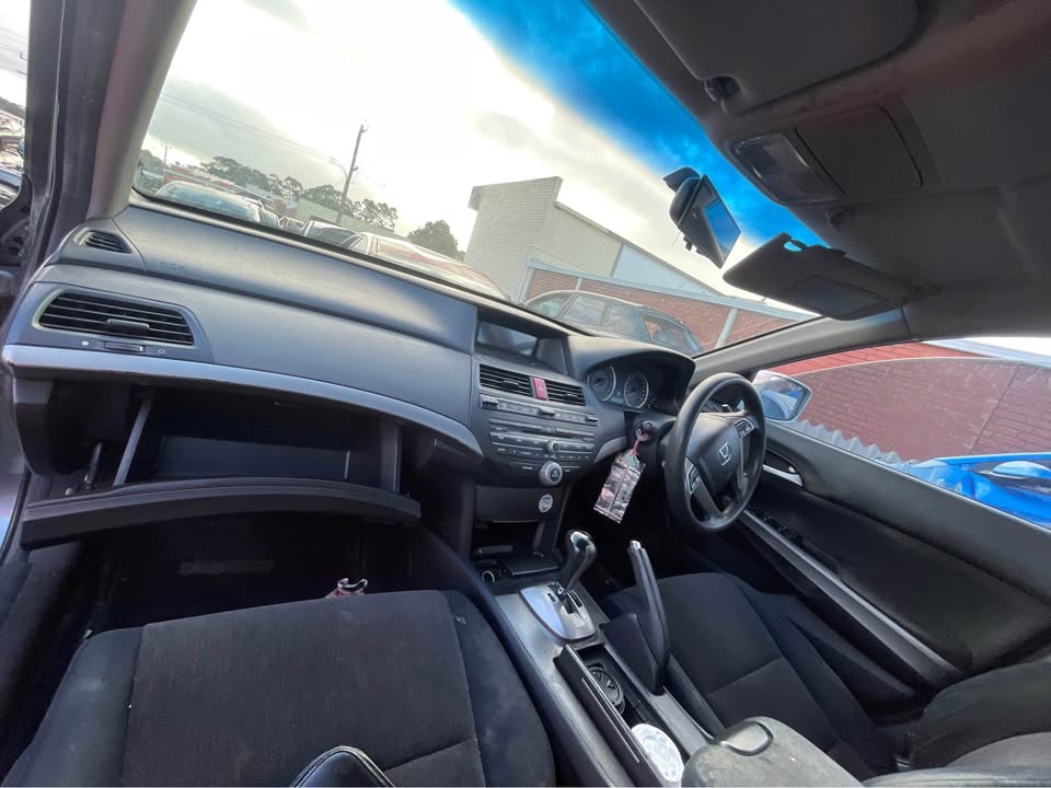 2009 WRECKING HONDA ACCORD photo 3