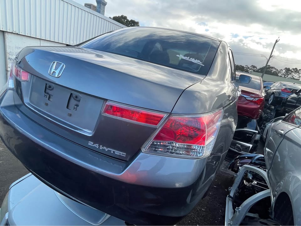 2009 WRECKING HONDA ACCORD photo 5