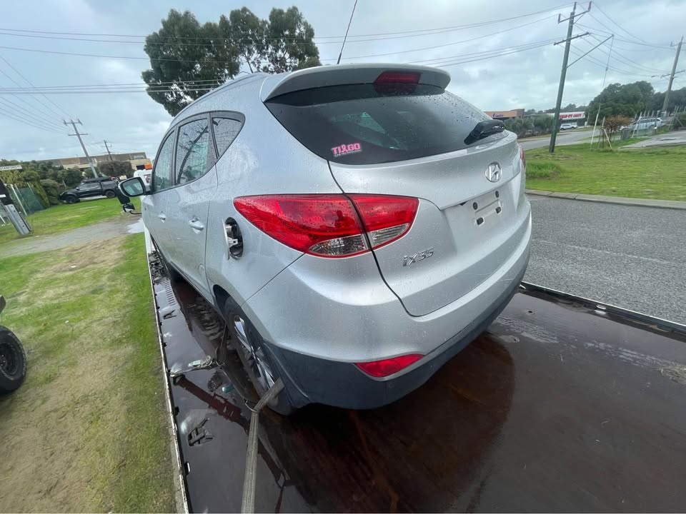 2013 HYUNDAI ix35 photo 4