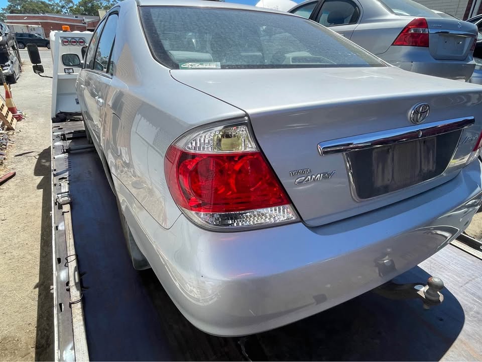 2004 WRECKING TOYOTA CAMRY photo 4