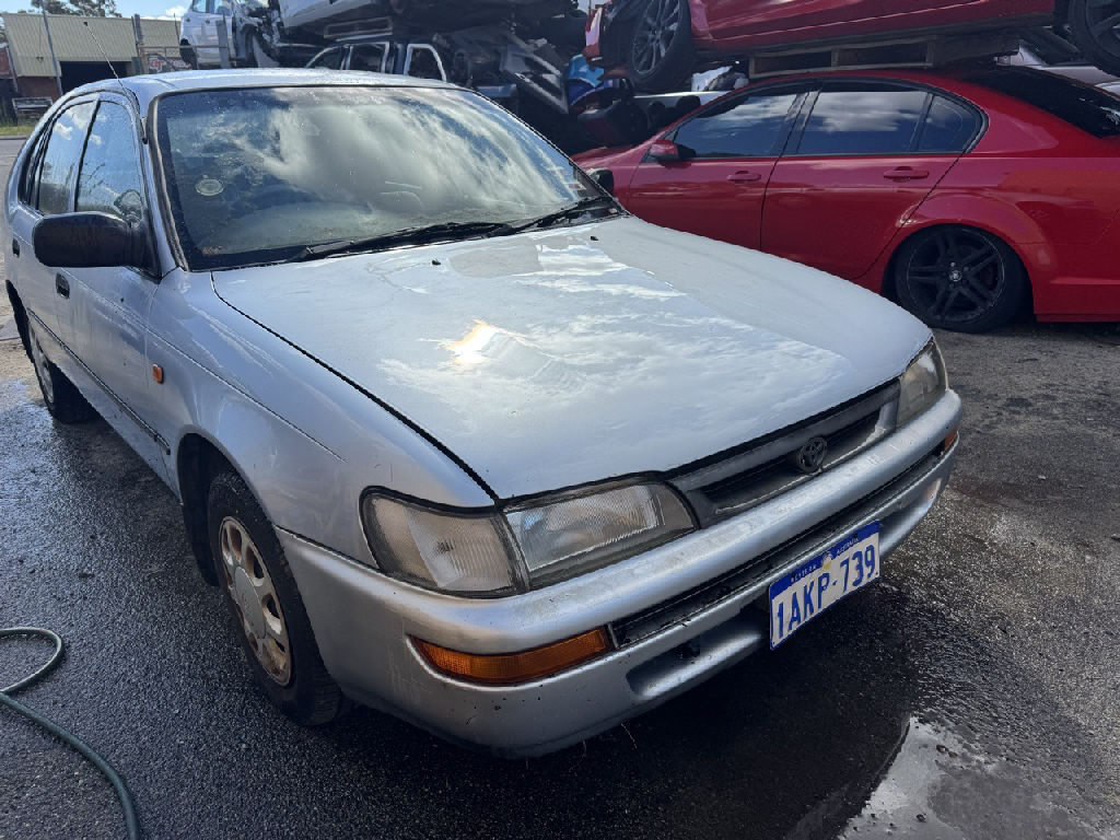 1999 Toyota Corolla