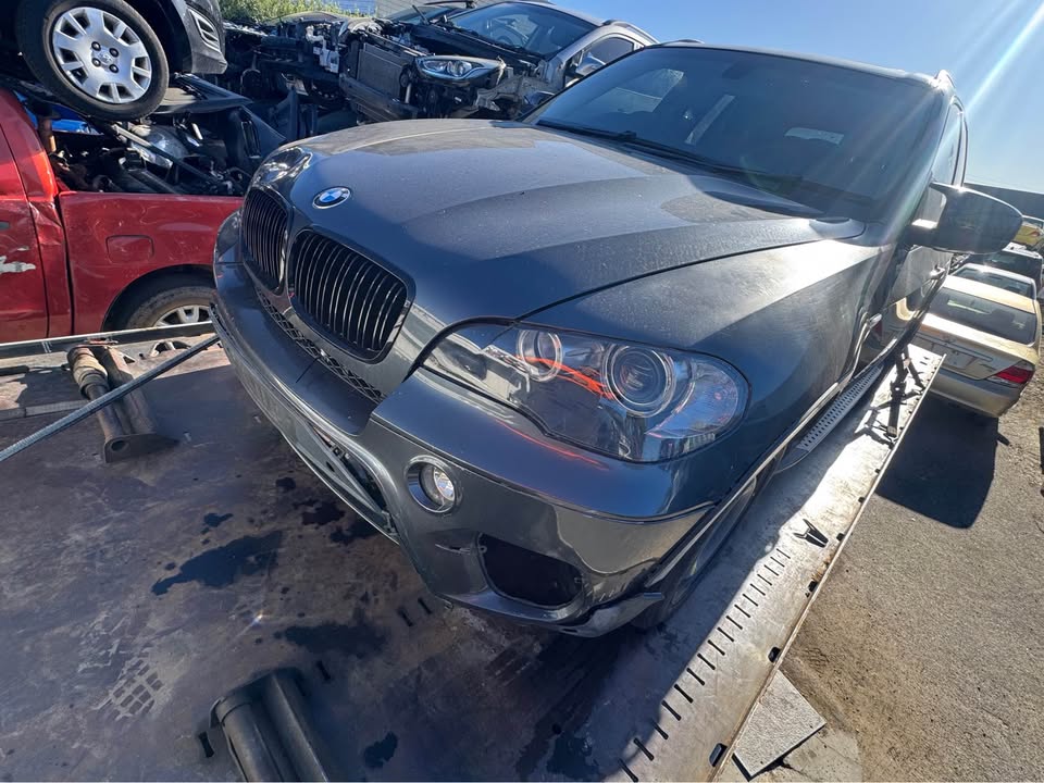 2010 BMW X5 photo 2