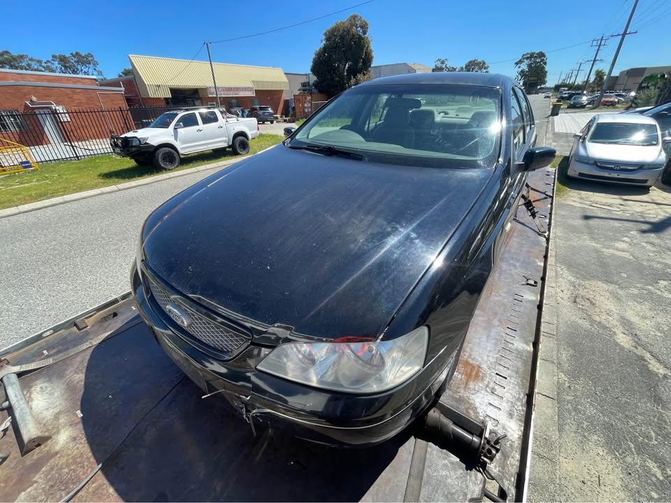 2004 WRECKING FORD FALCON