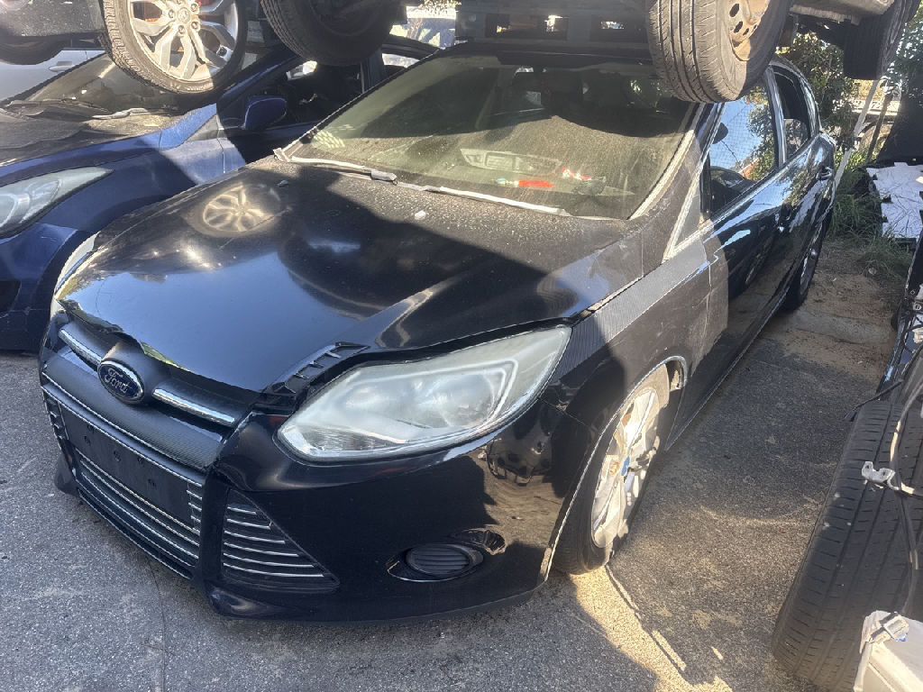 2013 Wrecking Ford Focus Auto